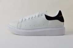 кроссовки женские Alexander McQueen Oversize Sneakers White / Black