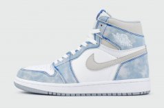 кроссовки Nike Air Jordan 1 High Hyper Royal Wmns